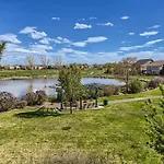 Denver Dream House - Stunning Lake, Mountain & Golf Views With Luxury Amenities - Spa, Table-Tennis, Jacuzzi, Media Center, Loft