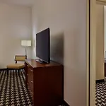 Courtyard By Marriott Denver Downtown