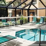 Courtyard By Marriott Denver Central Park