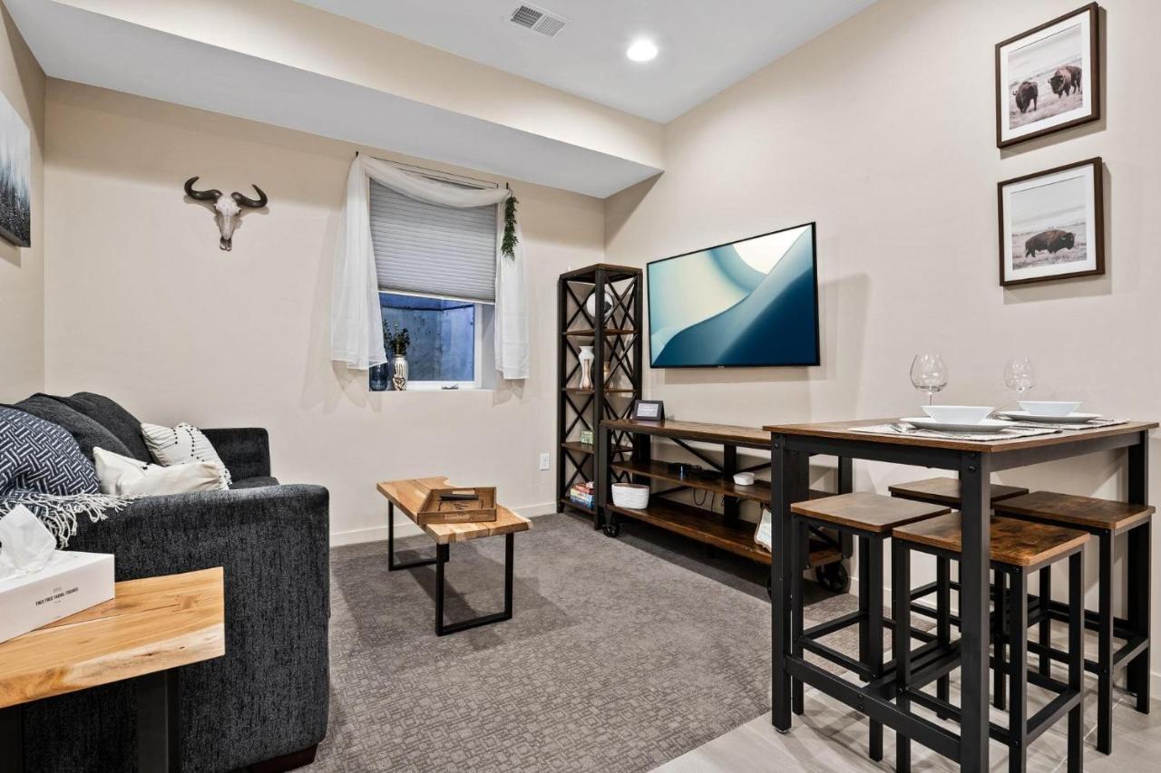 Fresh Decor - 2br Getaway - Walk To Sloan's Apartment Denver