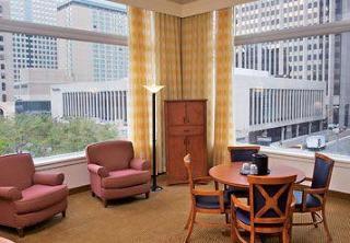 Courtyard By Marriott Downtown Hotel Denver