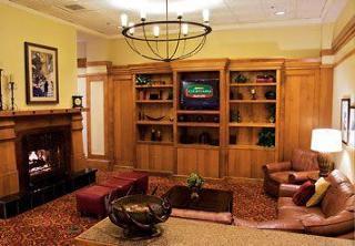 Courtyard By Marriott Downtown Hotel Denver