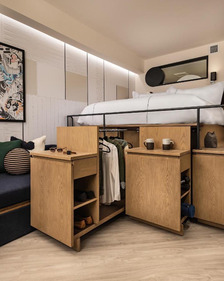 Hotel Catbird