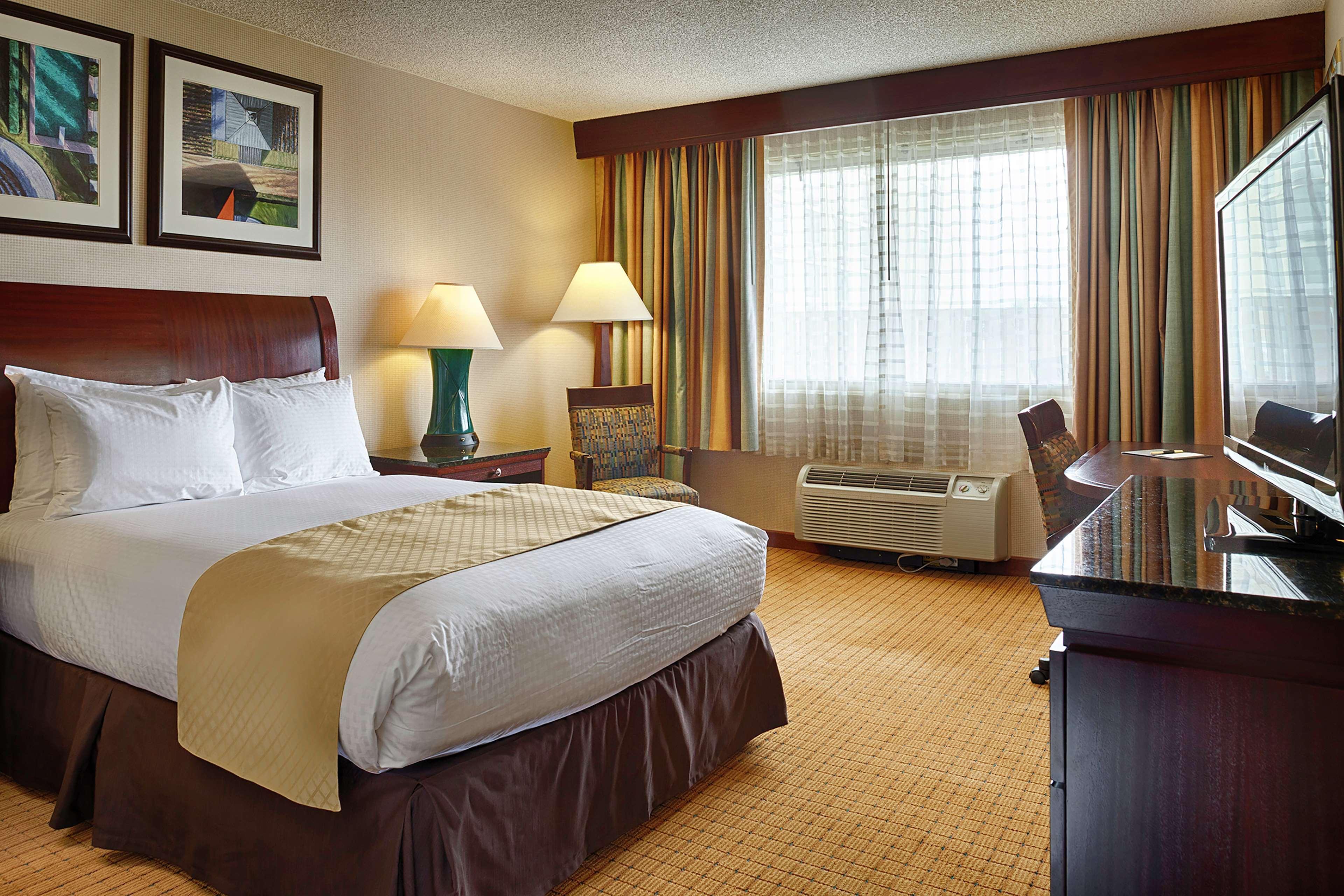 Doubletree By Hilton Hotel