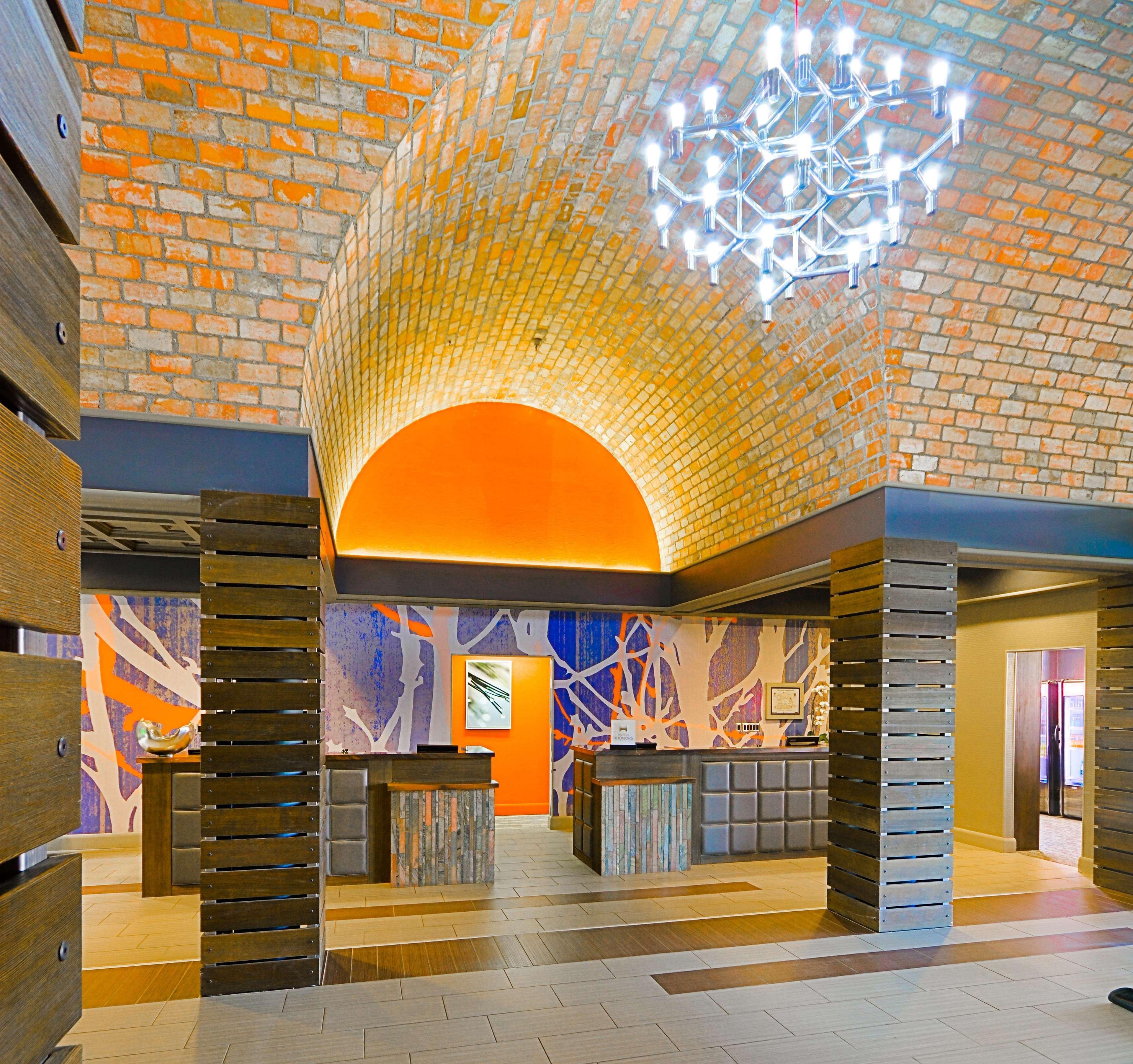 Embassy By Hilton Park Hotel