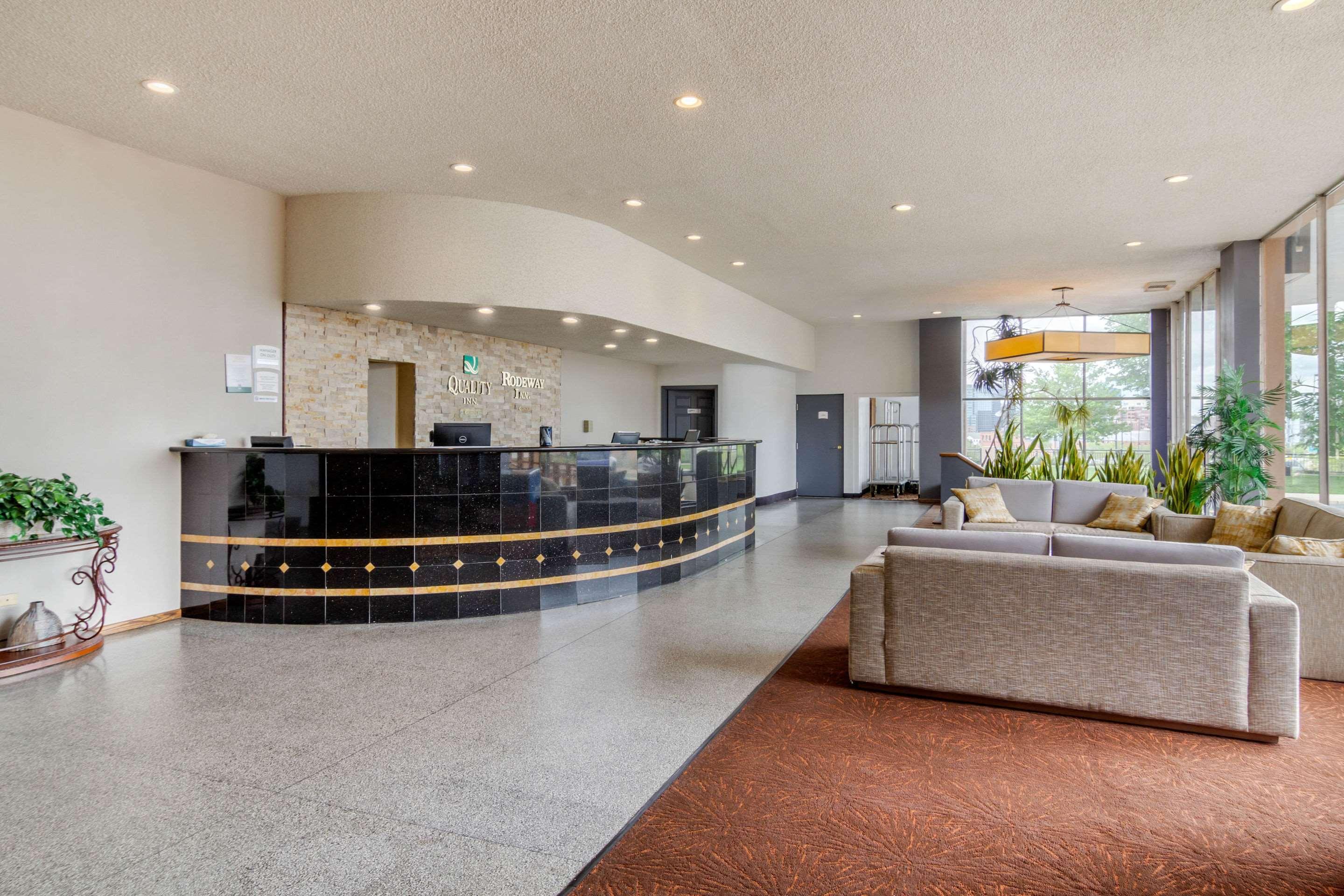 Budget Downtown Hotel 2*