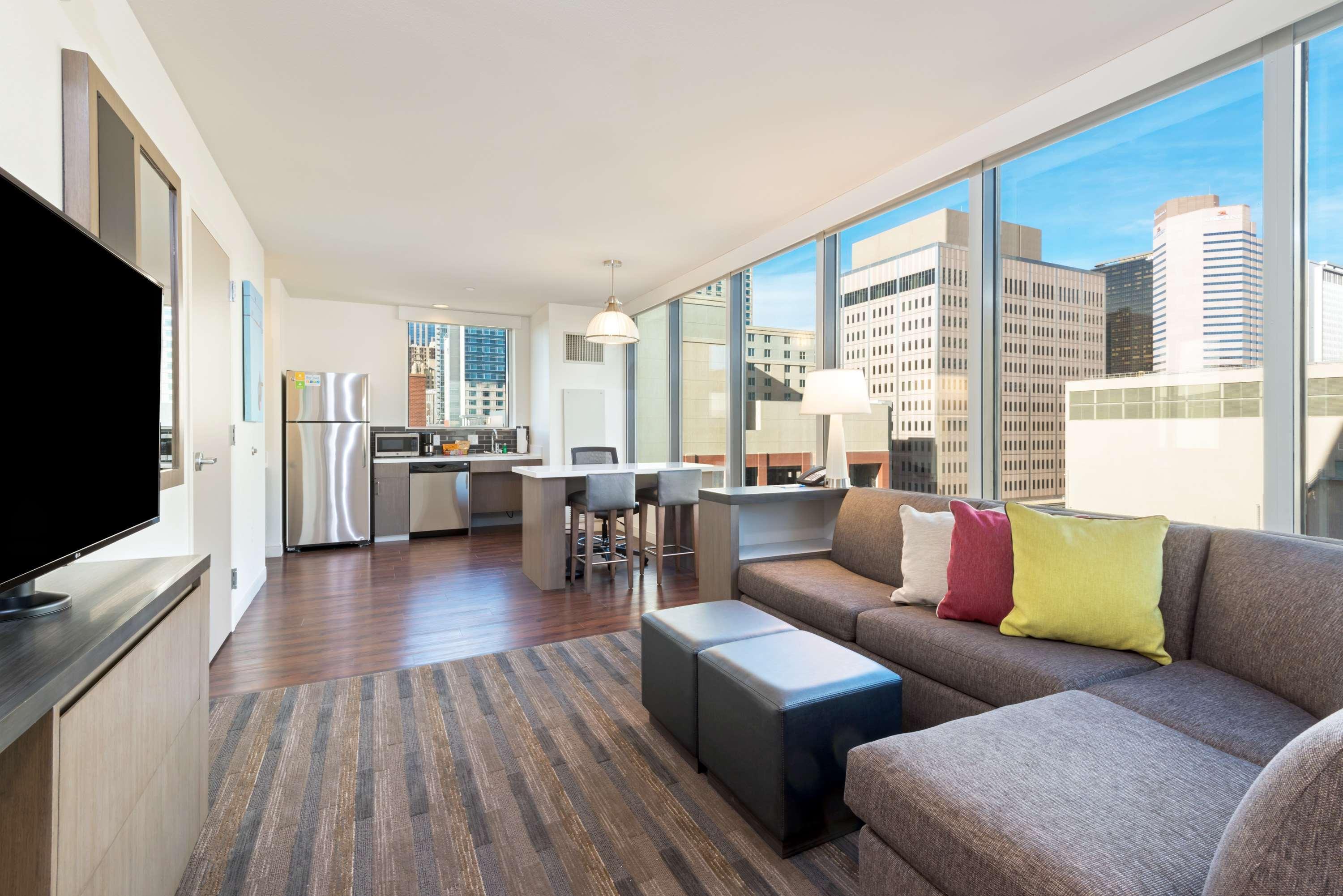 Hyatt House Denver/downtown 3*