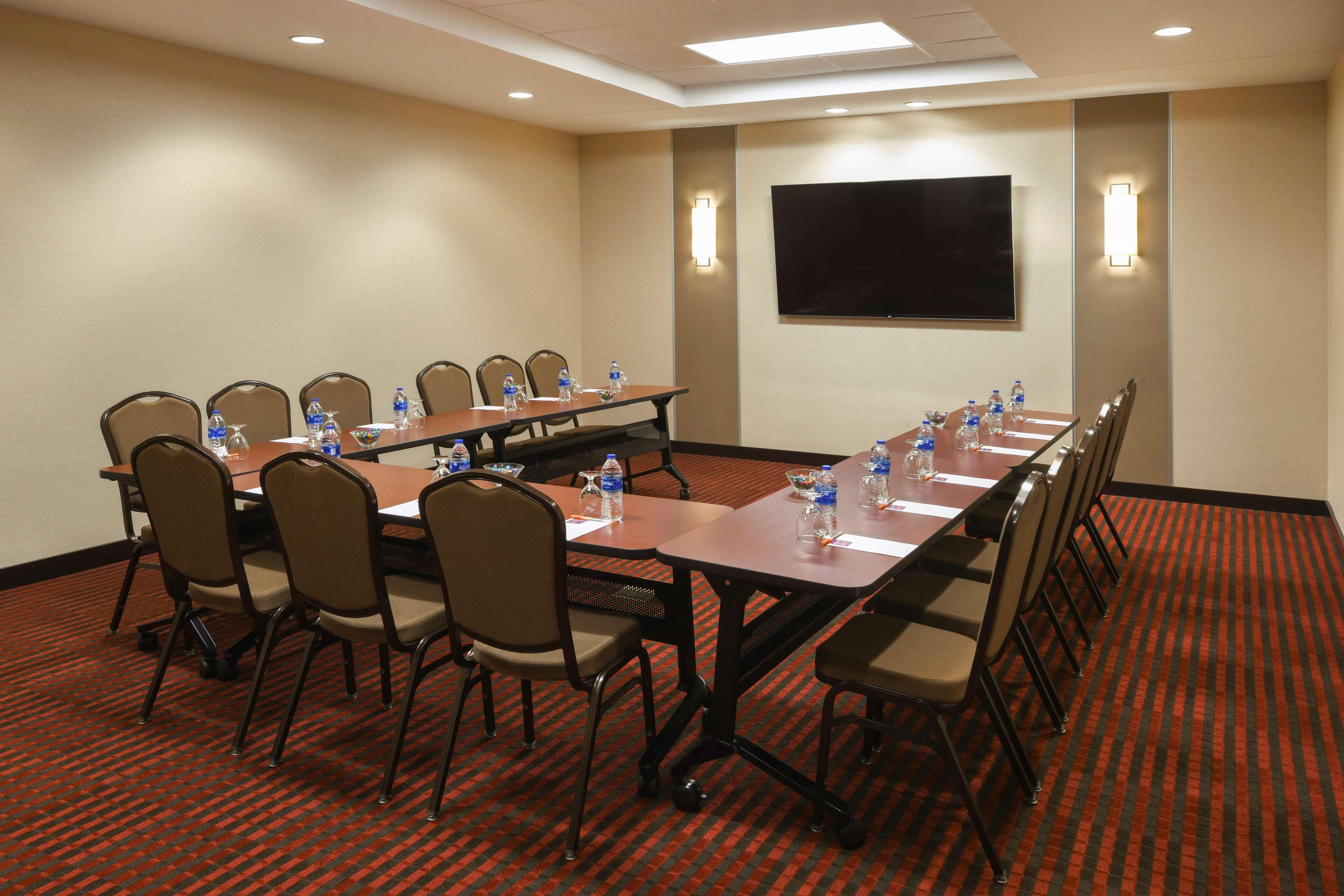 Hyatt House Denver/downtown 3*