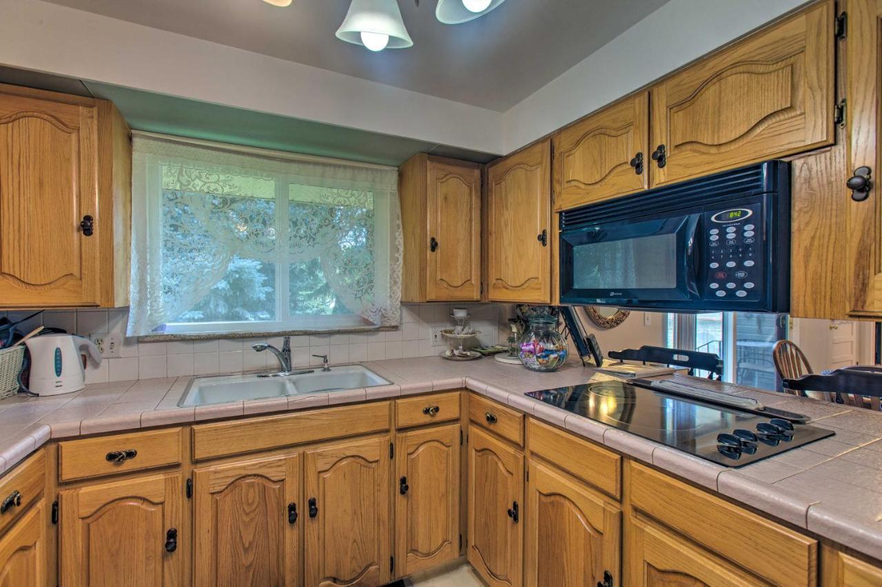 Holiday home On-site With Large Yard In Denver!