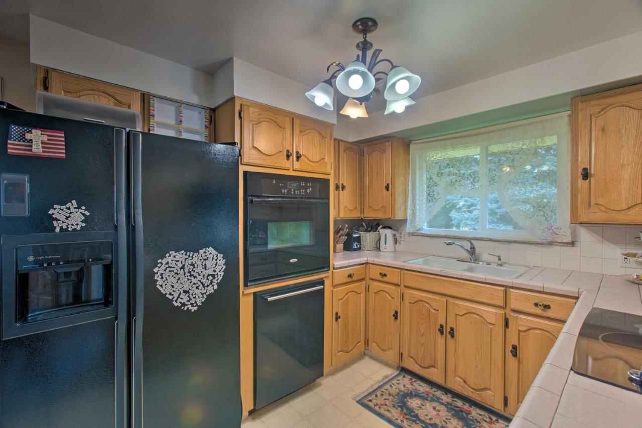 On-site With Large Yard In Denver! Denver