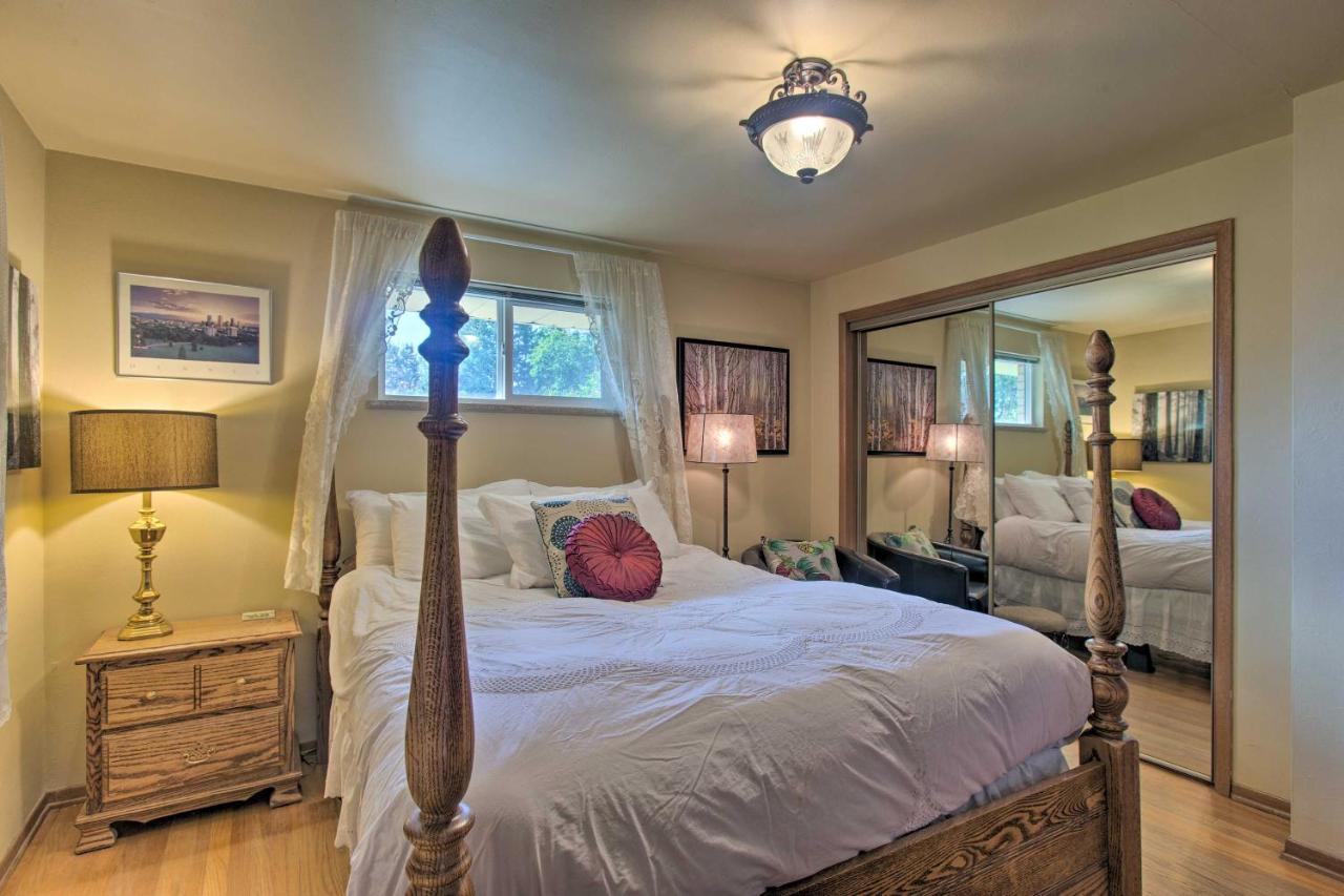 Holiday home On-site With Large Yard In Denver! *