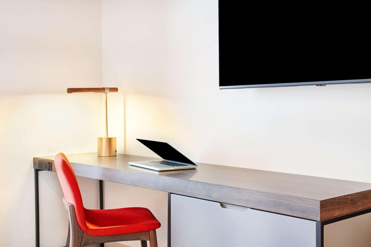 Hyatt Centric Downtown 4*