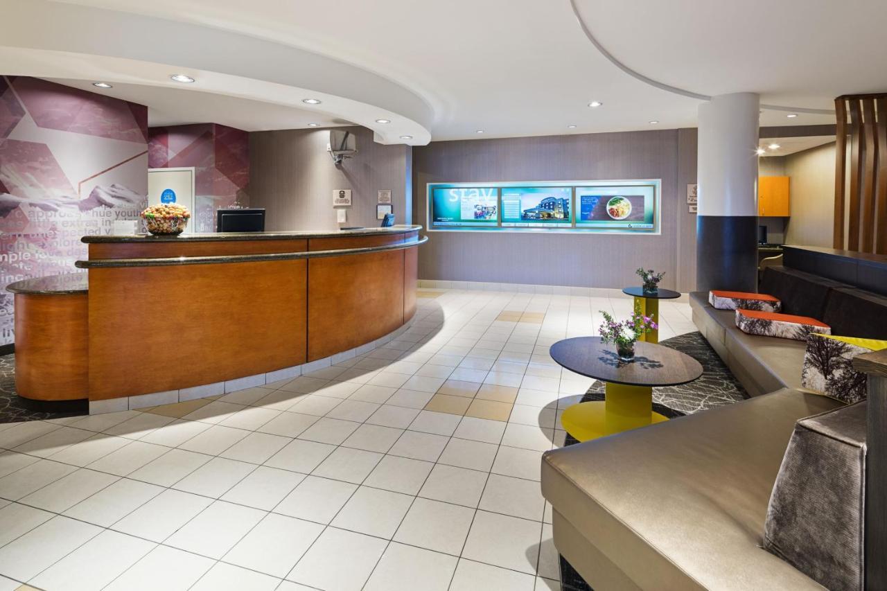 Hotel Springhill By Marriott Airport