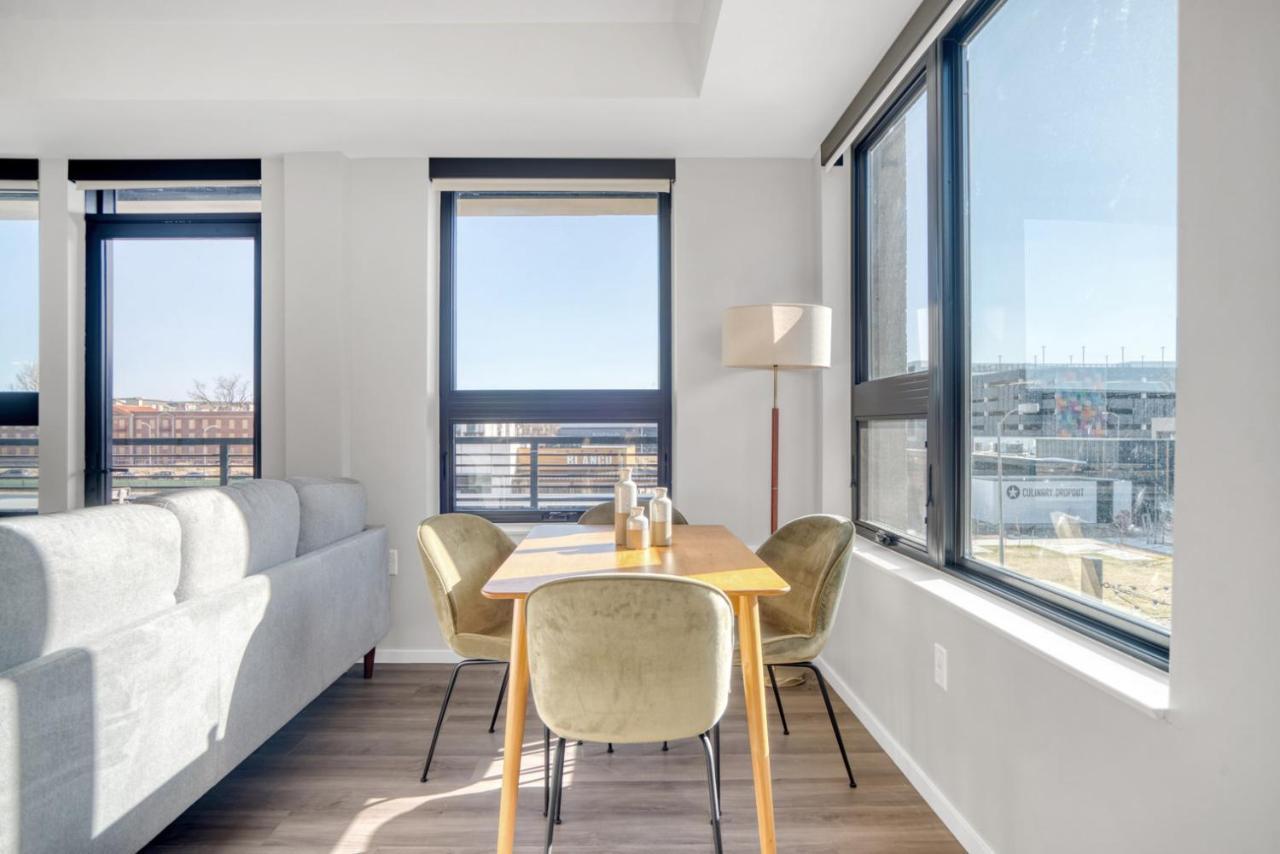 Apartment Congress Park 2br W Gym Pool Nr Shops Dining Den-135
