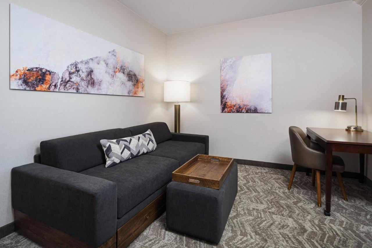 Springhill By Marriott Airport