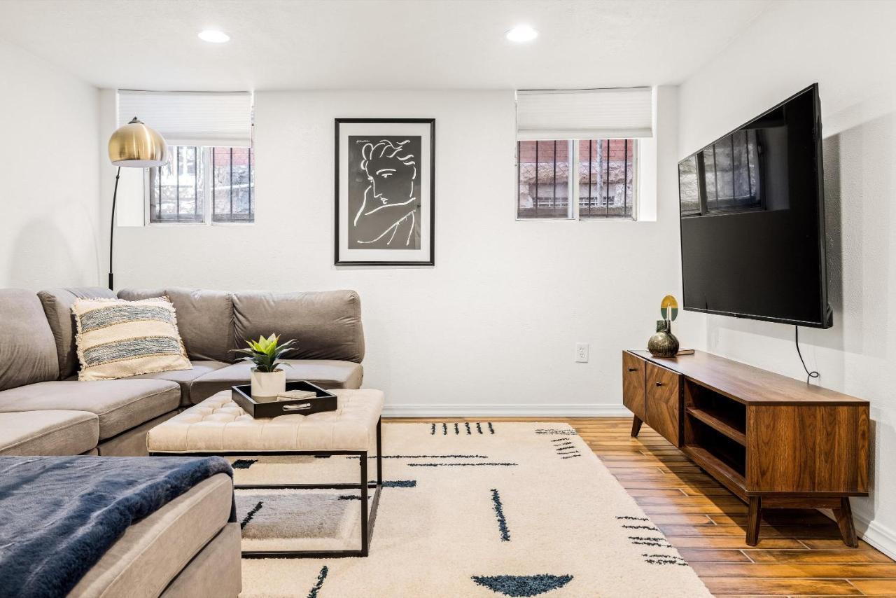 Chic Victorian Manor - Sleeps 12 - Congress Park Denver