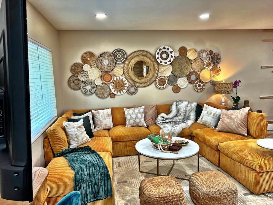 New: Tulum Oasis In W/ Hot Tub & Games Holiday home Denver