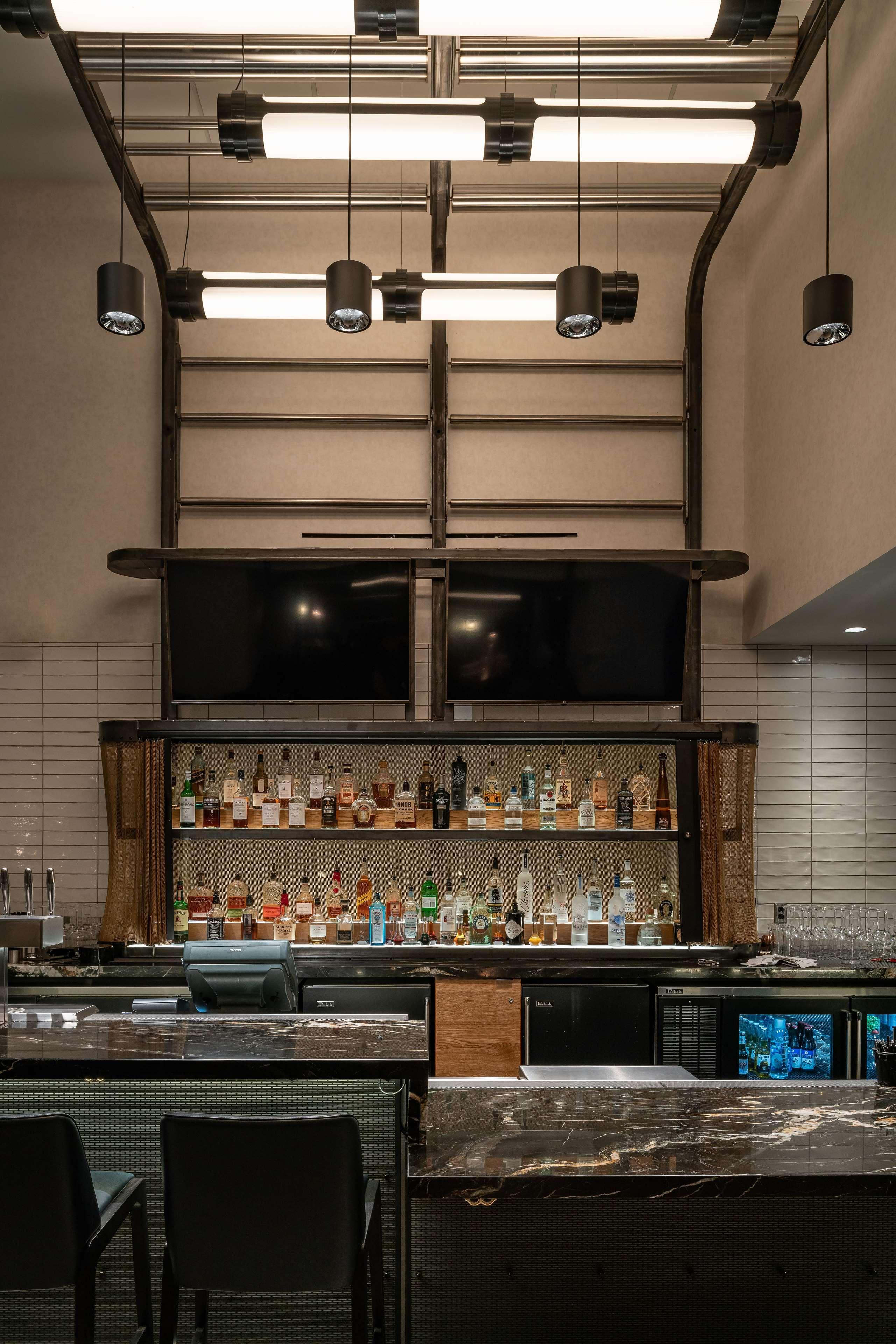 Grand Hyatt Hotel 4*