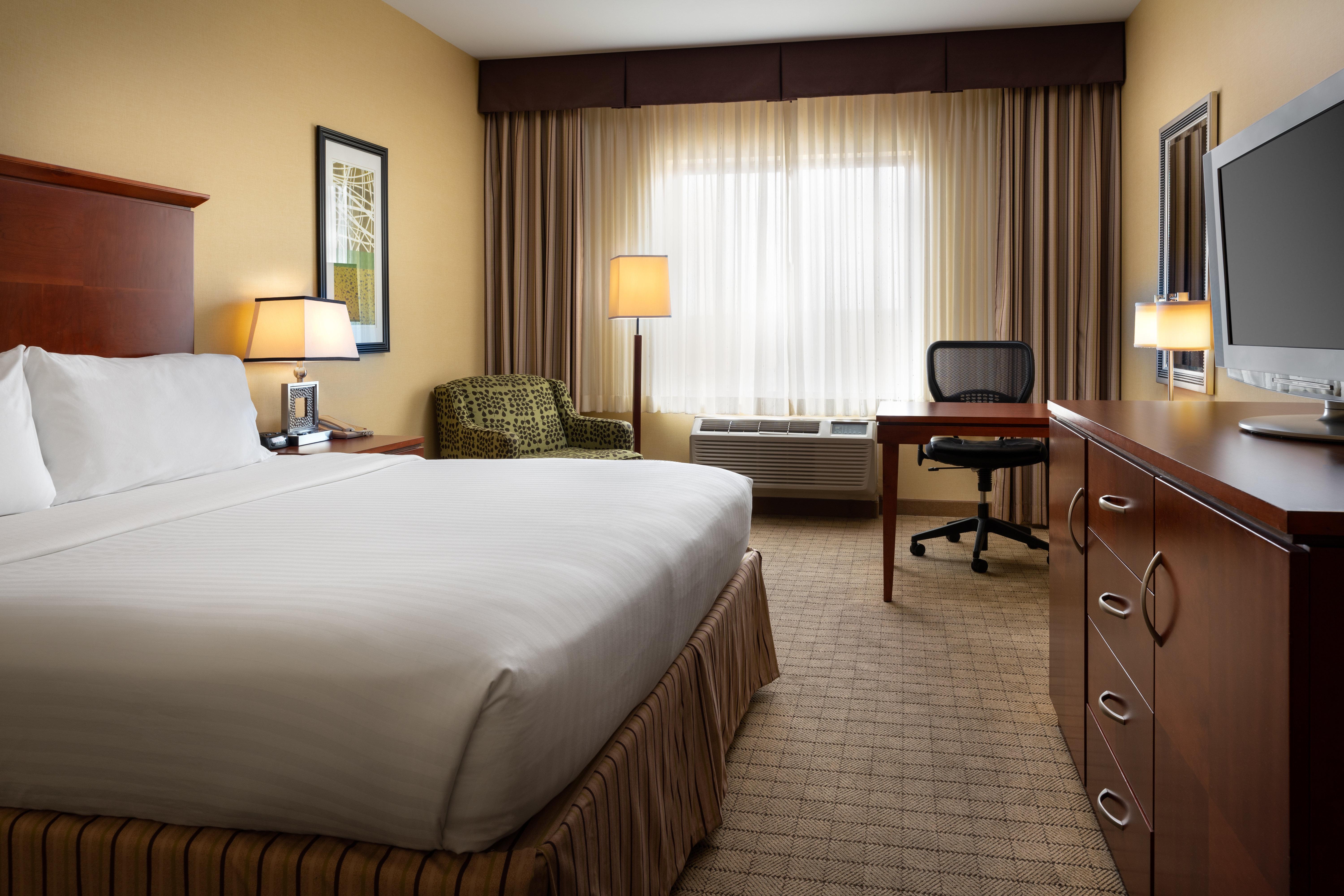 Express & Airport By Ihg Hotel Denver
