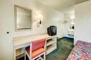 6- Denver, Co Downtown Hotel 3*