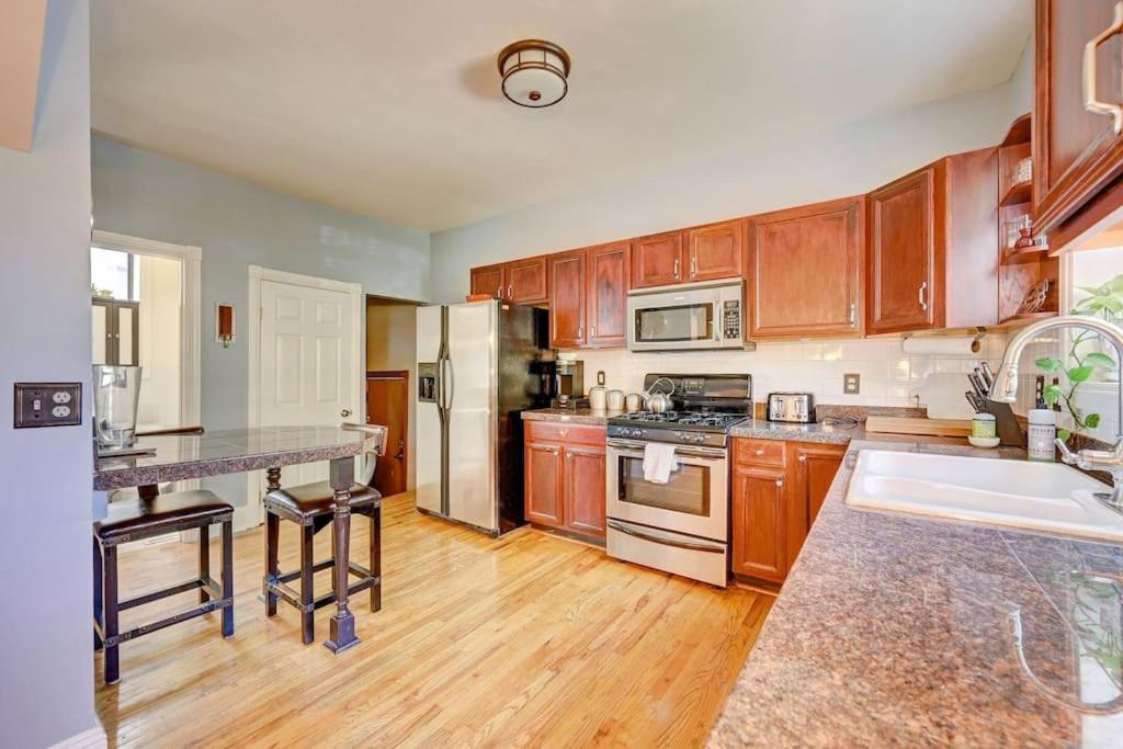 Victorian Manor 1 Mile From Downtown Denver! * Denver
