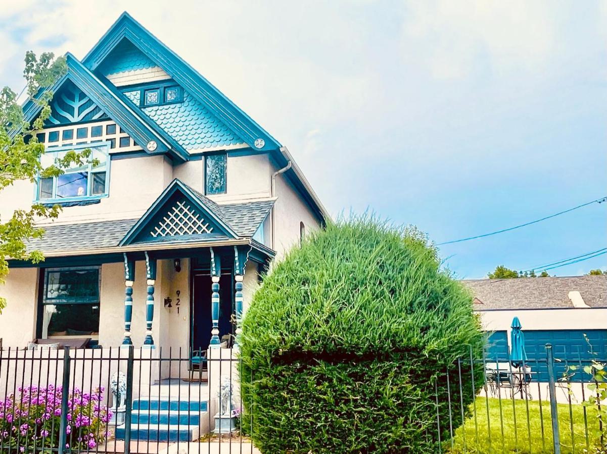 Victorian Manor 1 Mile From Downtown Denver! Holiday home