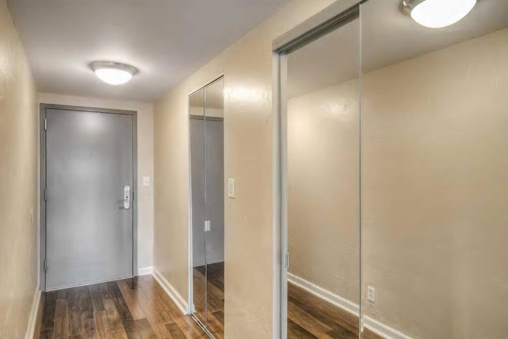 2 Bedroom Heart Of Lodo W/great View/amenities Apartment Denver