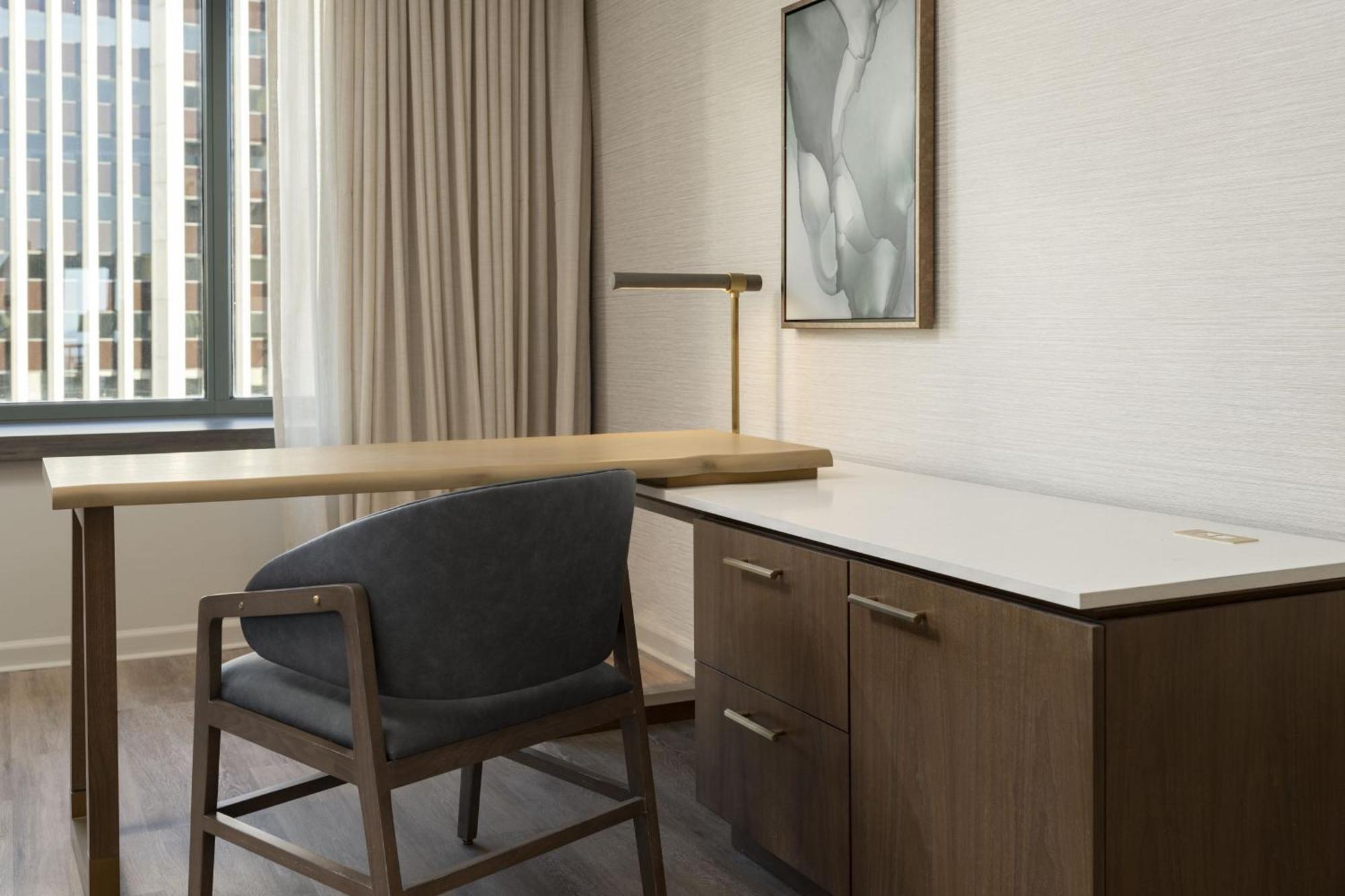 The Westin Downtown 4*