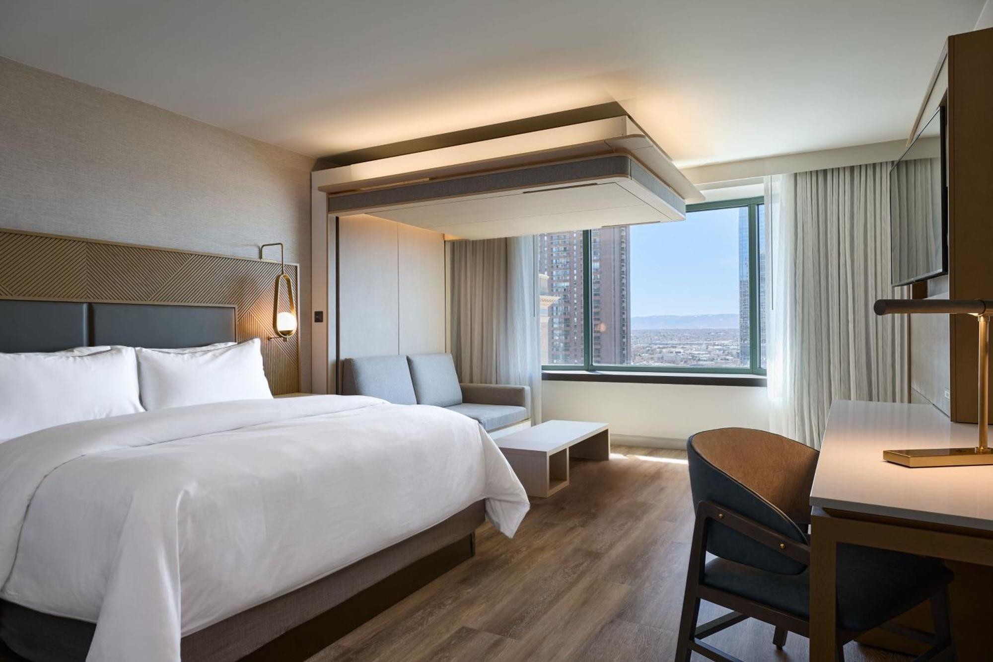The Westin Downtown Hotel 4*