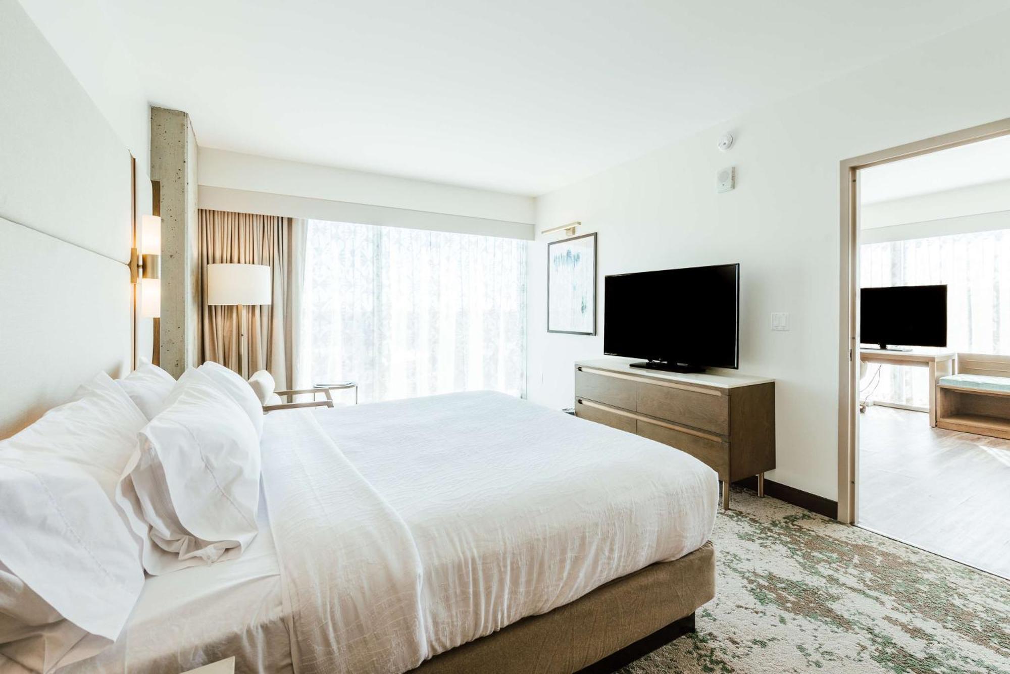 Hilton Garden Union Station Hotel Denver