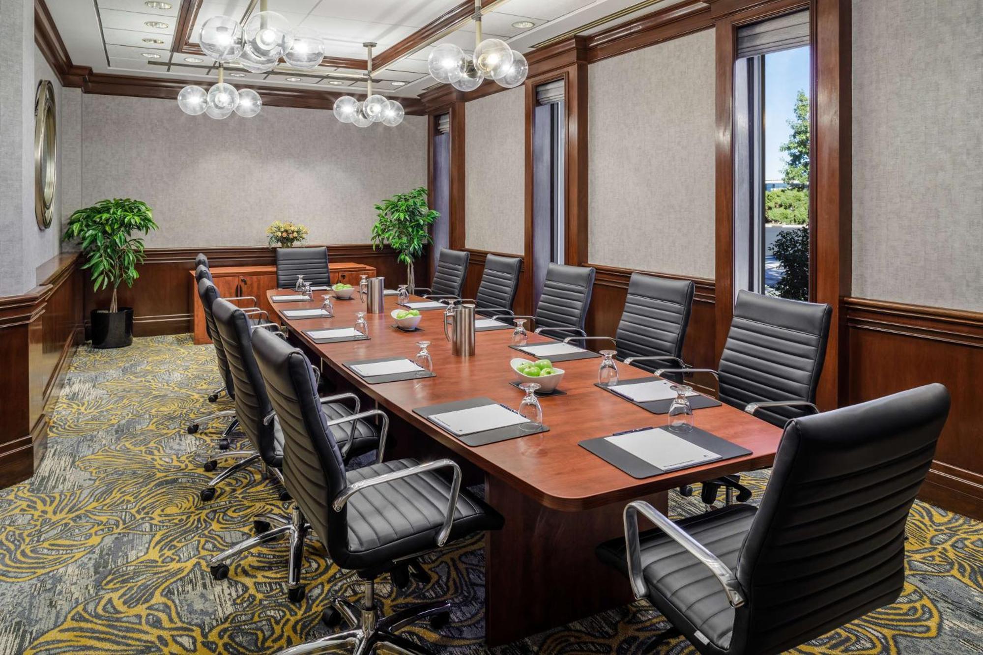 Doubletree By Hilton Hotel Denver