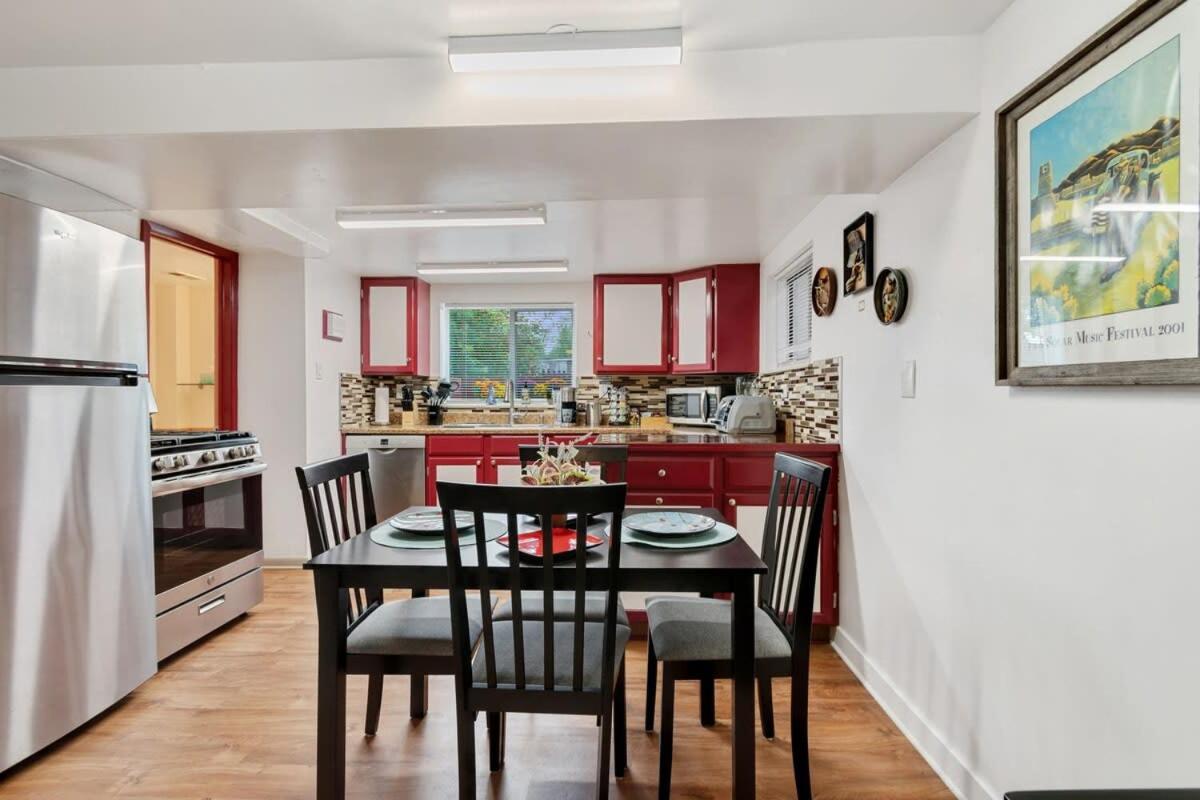 Cozy & Spacious Steps From Regis * Denver