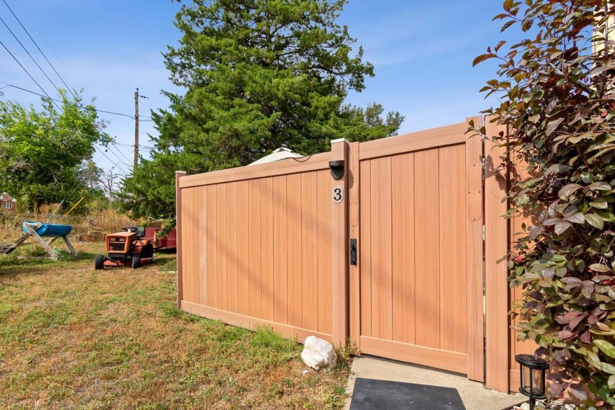Cozy & Spacious Steps From Regis * Denver