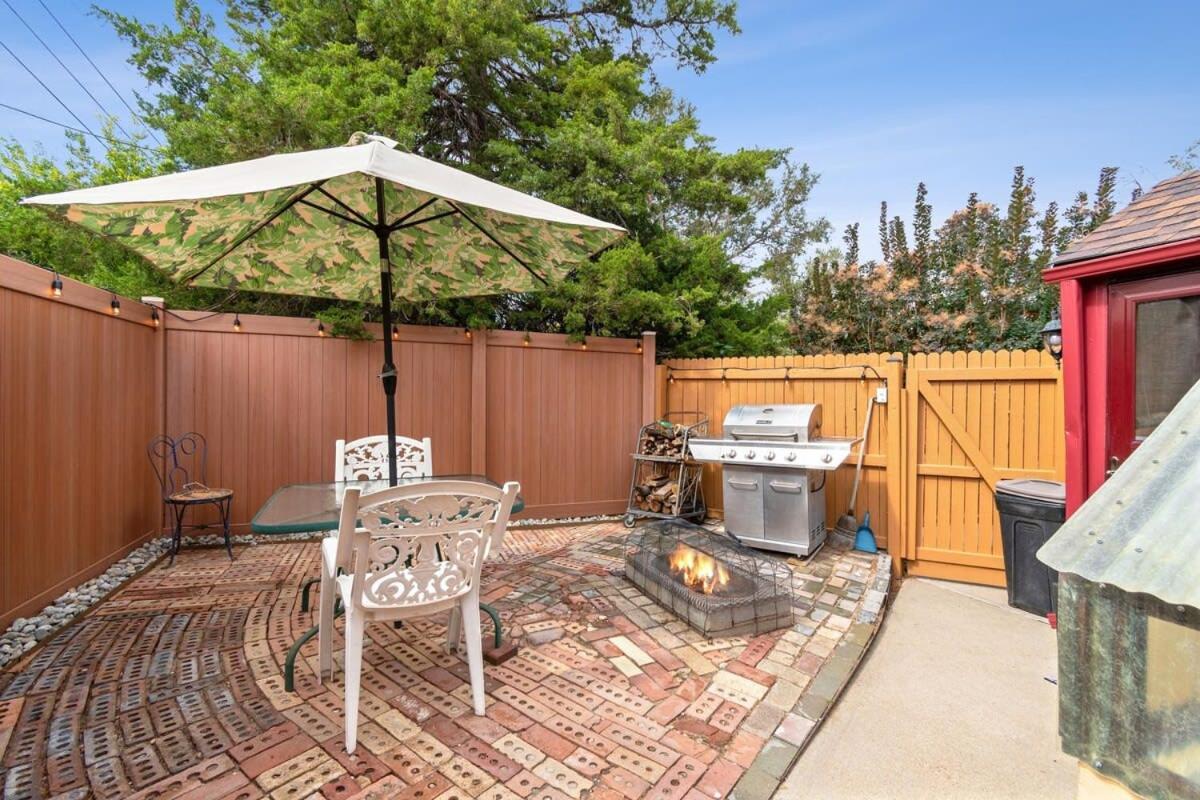 Apartment Cozy & Spacious Steps From Regis