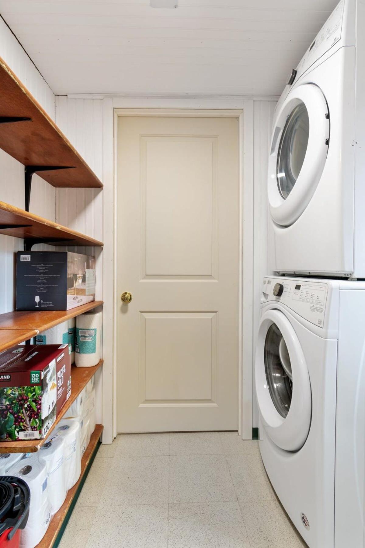 Apartment Cozy & Spacious Steps From Regis *