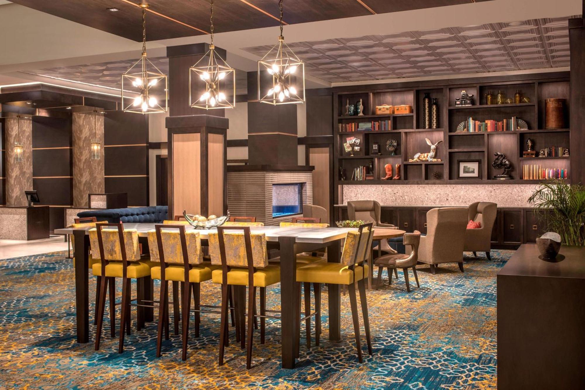 Hotel Courtyard By Marriott Downtown 3*