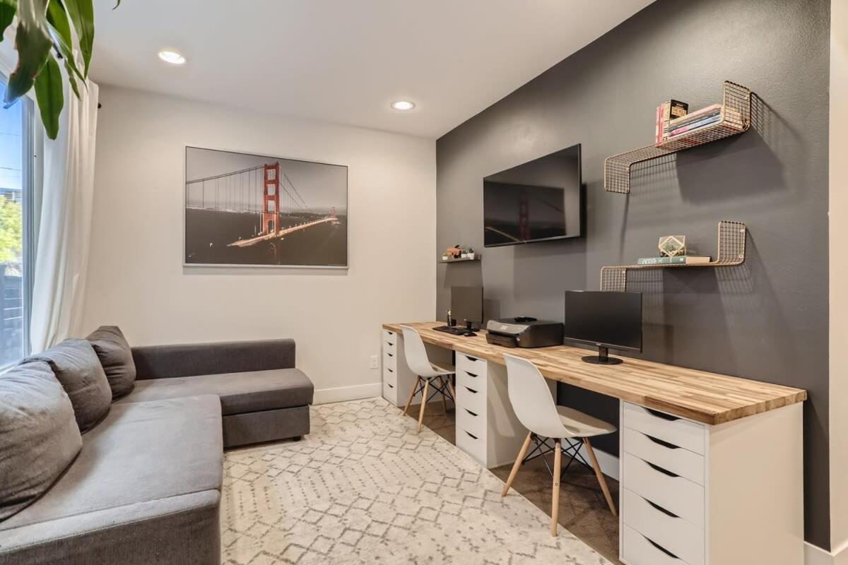 4br Upscale Townhome Roof W Skyline Views Holiday home