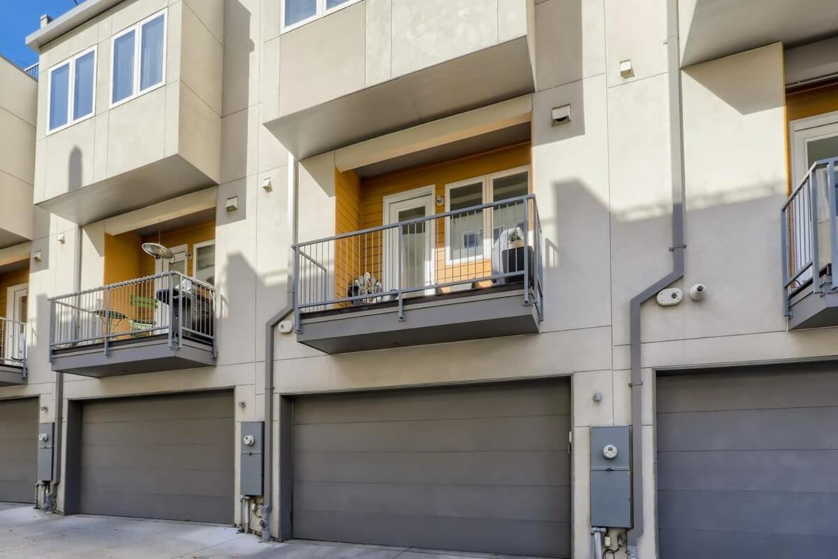 4br Upscale Townhome Roof W Skyline Views * Denver