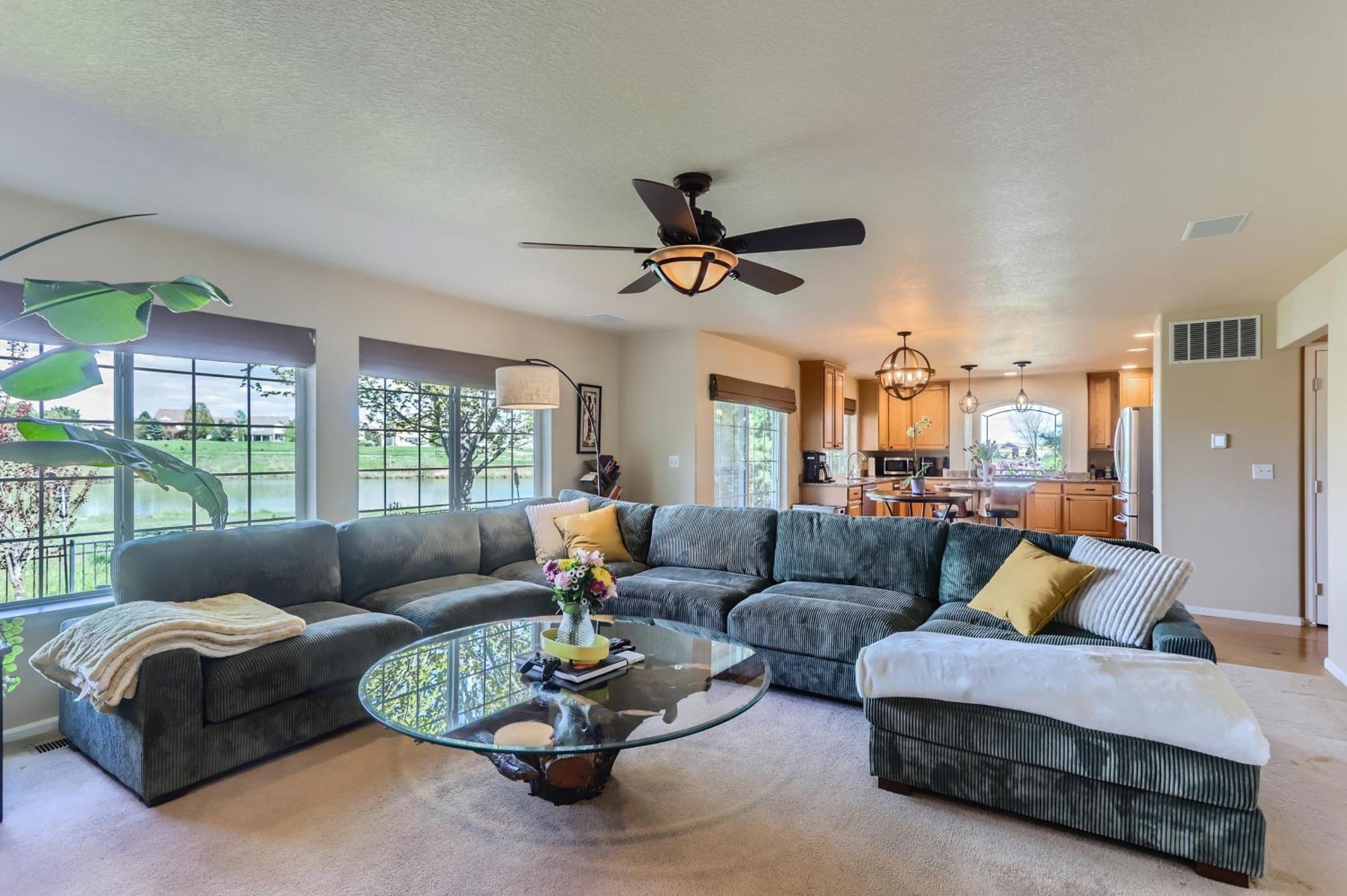 Villa Dream House - Stunning Lake, Mountain & Golf Views With Luxury Amenities - Spa, Table-tennis, Jacuzzi, Media Center, Loft