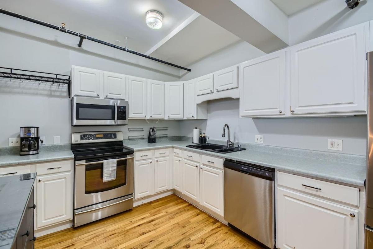 Retro Revival 1br Loft Remote Work 30 Day *
