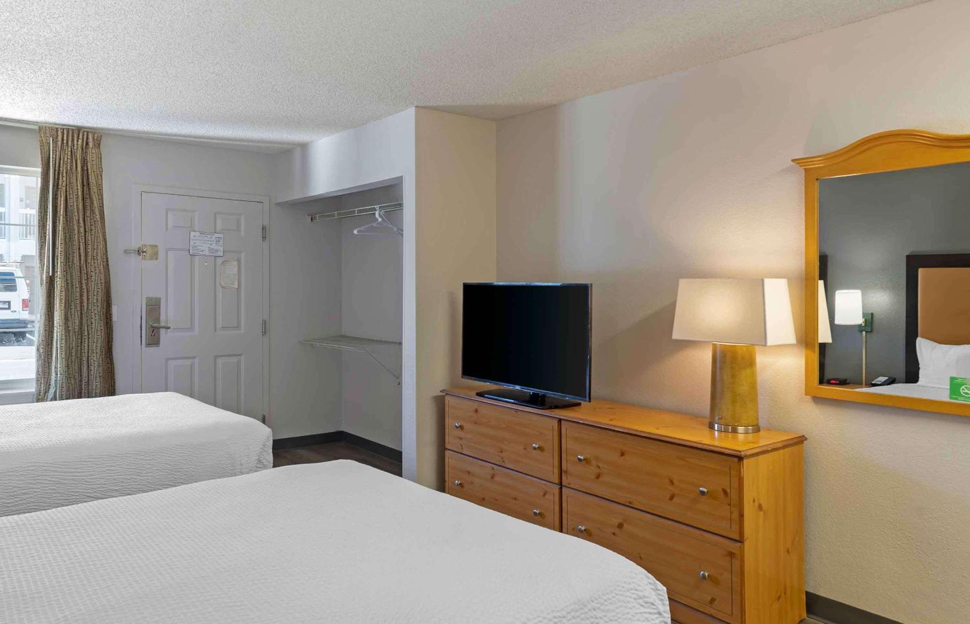 Extended America Select - - Cherry Creek Hotel