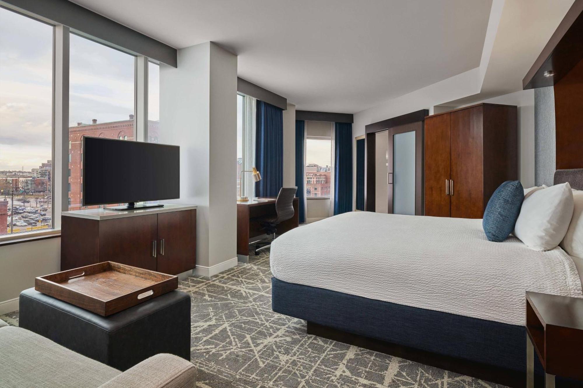 Springhill By Marriott Downtown Hotel