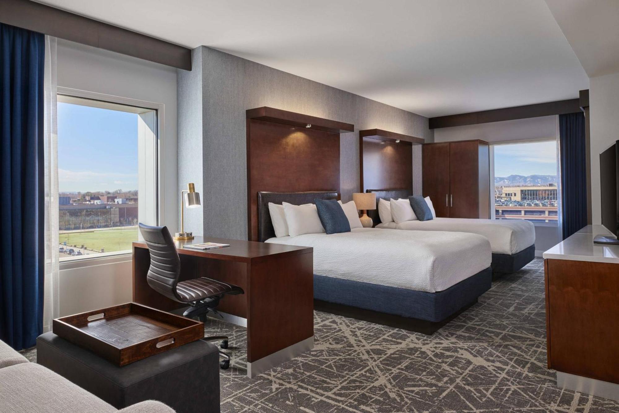 Springhill By Marriott Downtown 3*