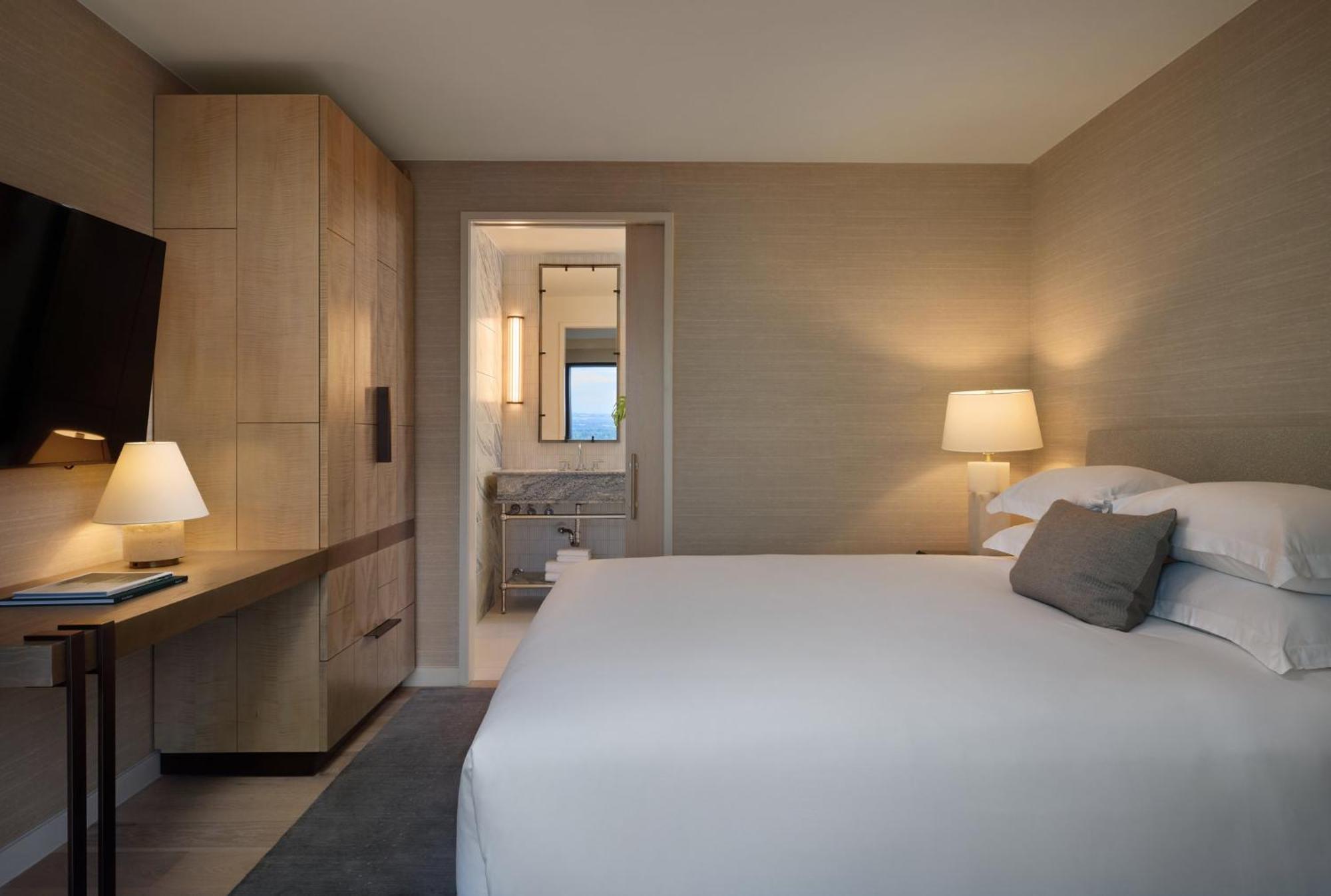 Kimpton Claret By Ihg Denver