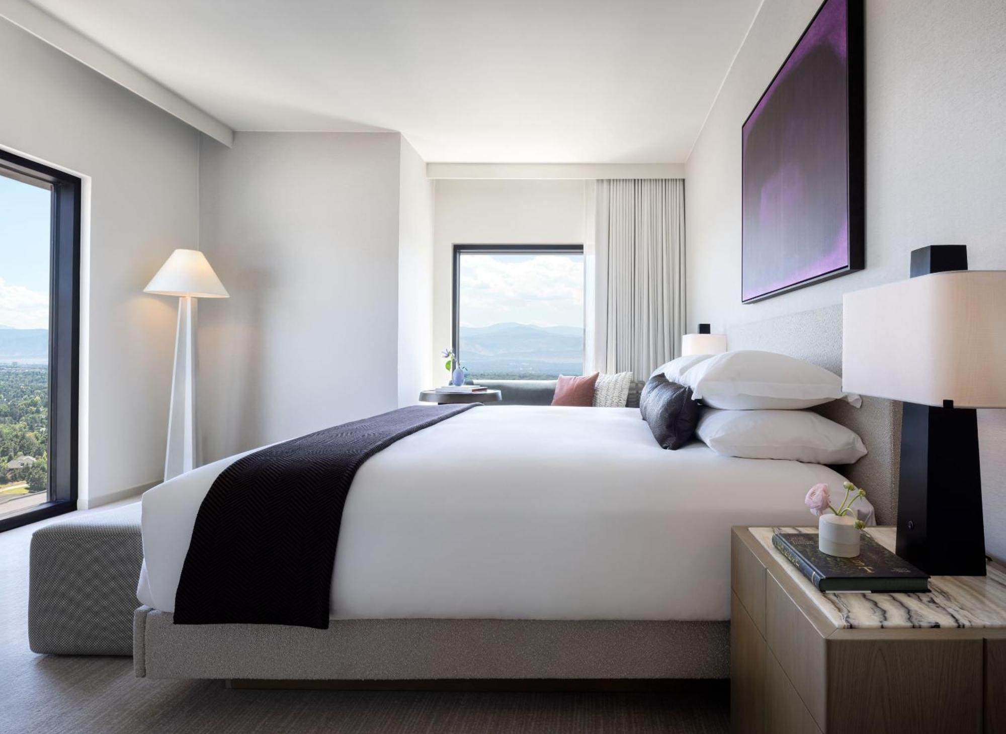 Kimpton Claret By Ihg Hotel