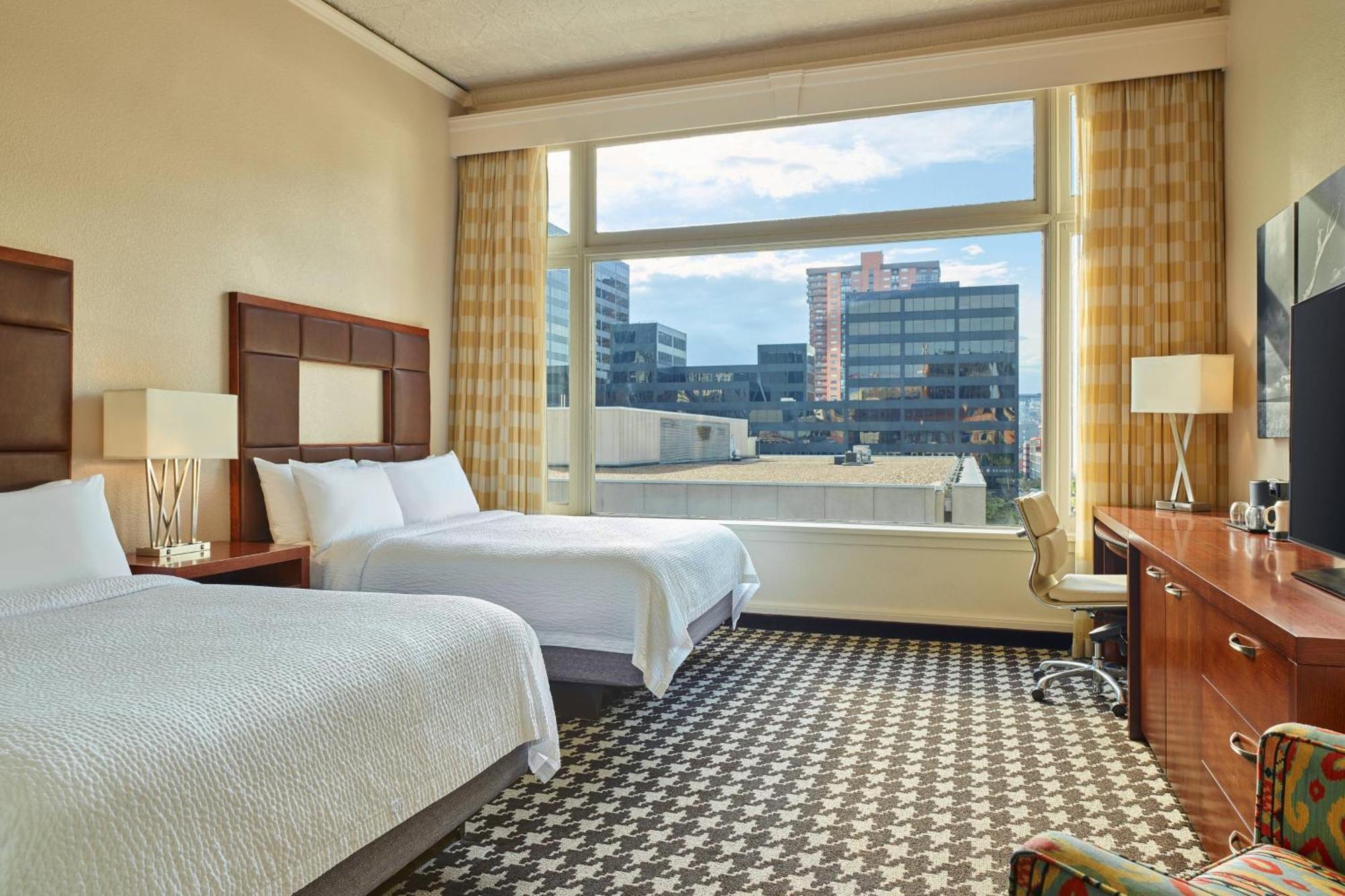 Courtyard By Marriott Downtown Hotel 3*