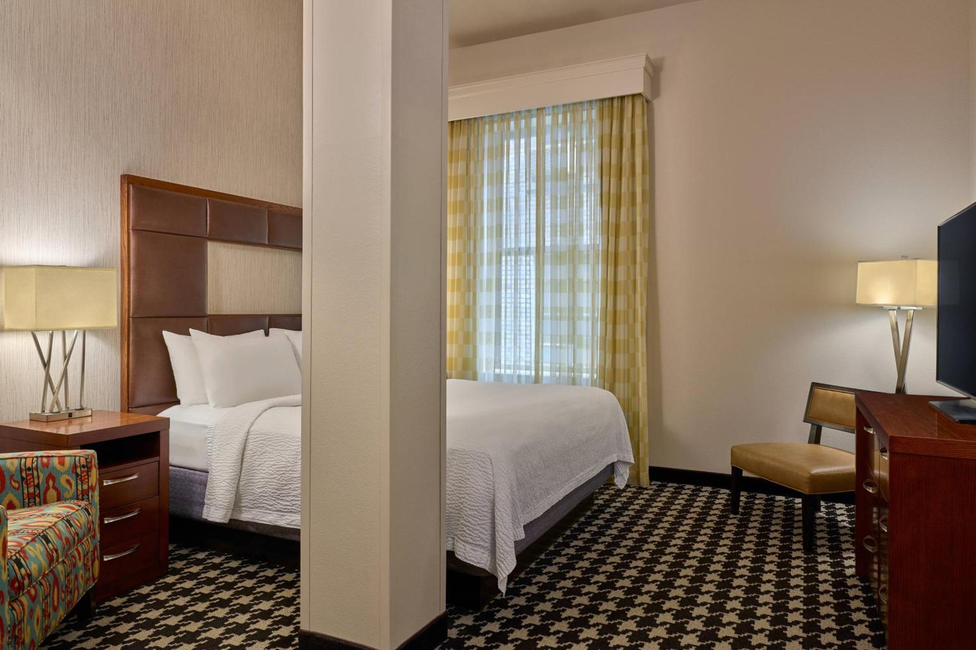 Courtyard By Marriott Downtown Hotel 3*