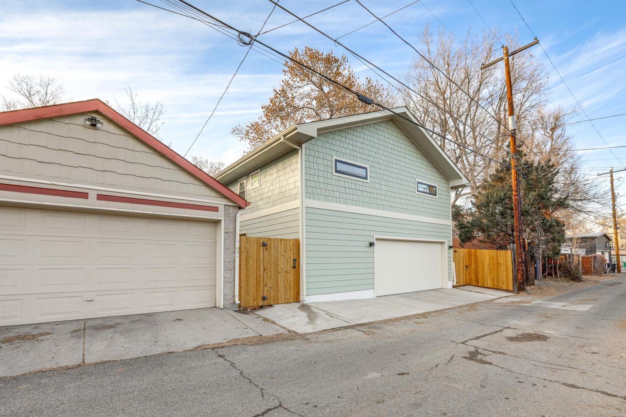 Less Than 1 Block To Park New-build In Denver! Apartment Denver