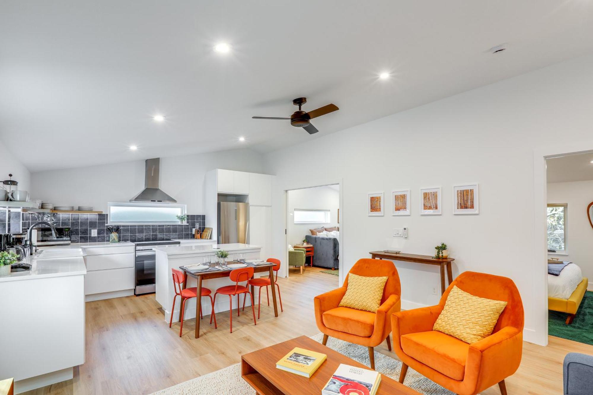 Apartment Less Than 1 Block To Park New-build In Denver! Denver