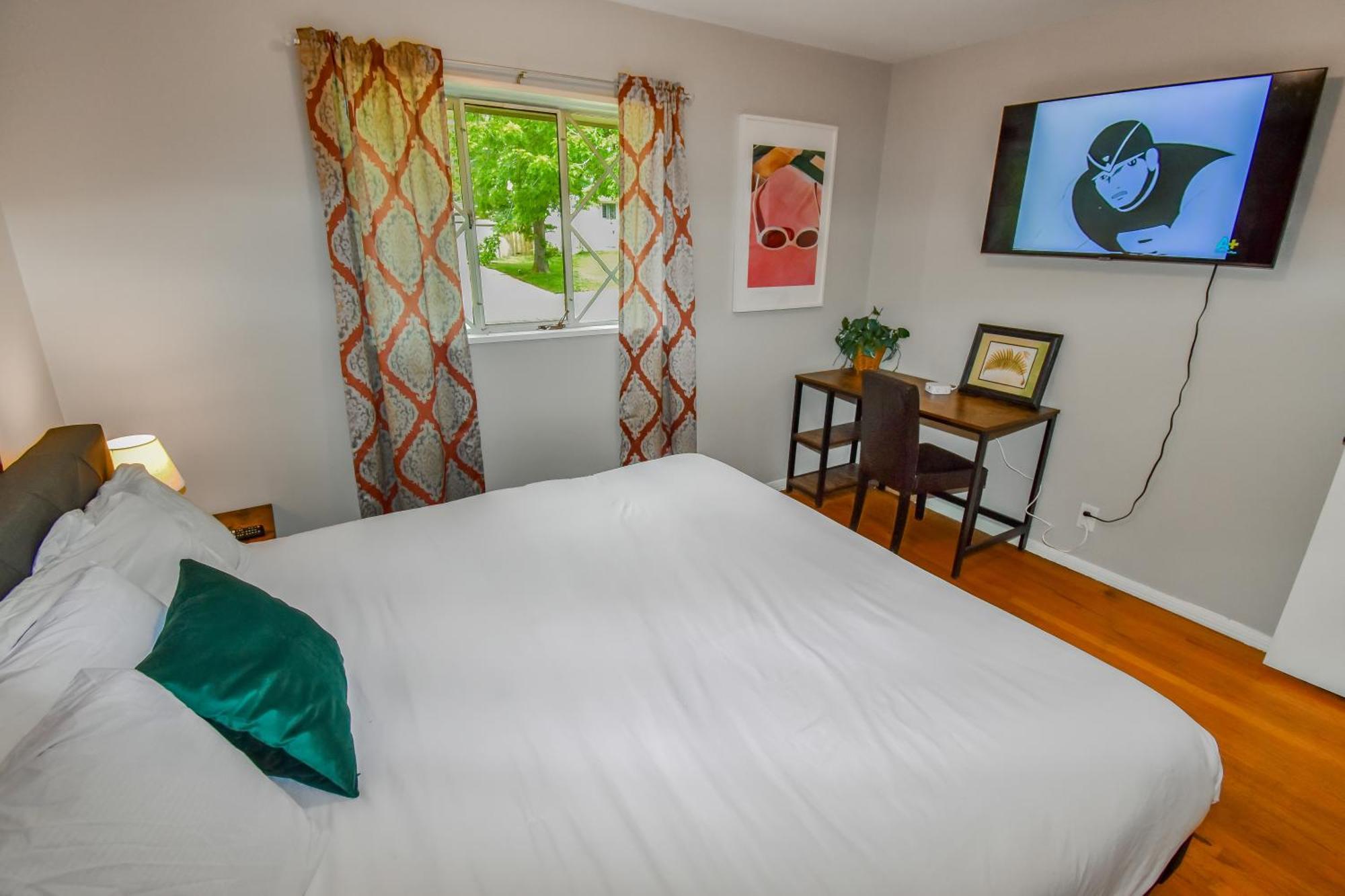 Holiday home Super Cute Five Bedroom In Perfect For Girls Trips Denver